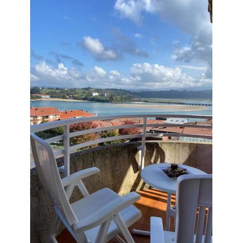 Apartamento EL PILAR con vistas a la bahía y a los picos