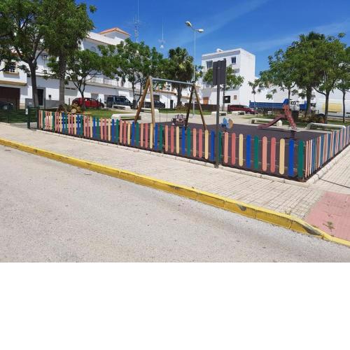 Apartamento en centro de Conil, calle Bécquer 56, a/c, WiFi, garaje
