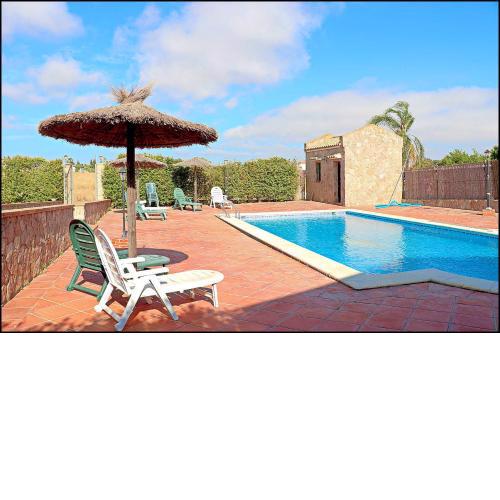 Apartamento en complejo con piscina compartida