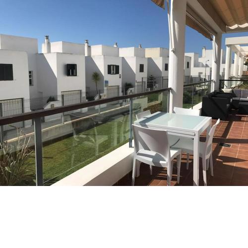 Apartamento en complejo residencial con piscina