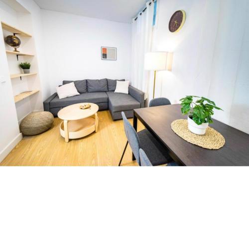 Apartamento en Cuatro Caminos by Exyca