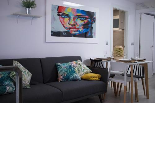 APARTAMENTO EN EL CENTRO A UN MINUTO DE LA PLAYA