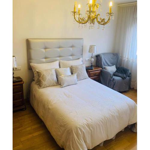 Apartamento en el centro de Ribeira con parking incluído