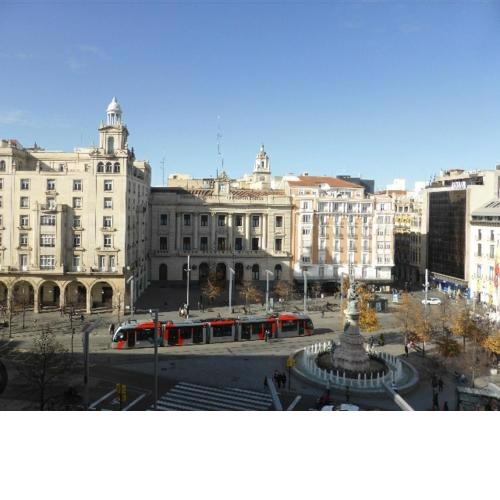 Apartamento en el centro de zaragoza "EL RUBÍ DEL PILAR" con parking