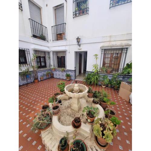 APARTAMENTO EN EL PATIO DE LA JUDERIA