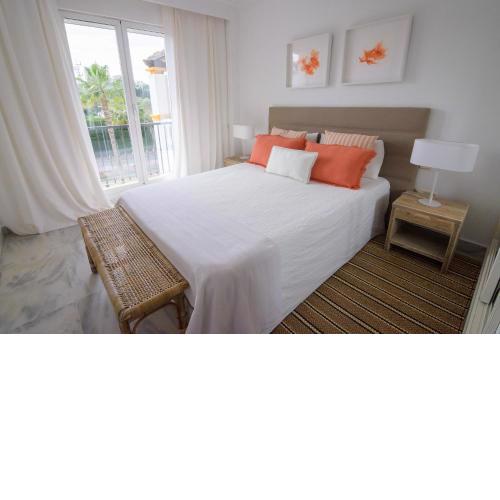 APARTAMENTO EN LA DAMA DE NOCHE -PUERTO BANUS - EXCELENTE UBICACIÓN