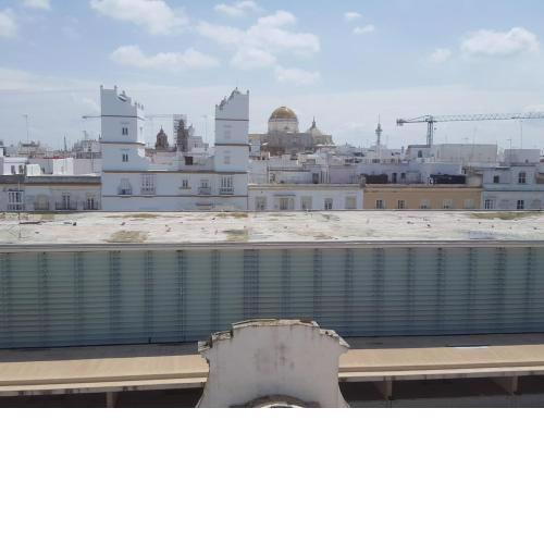 Apartamento en pleno centro de Cadiz con parking economico
