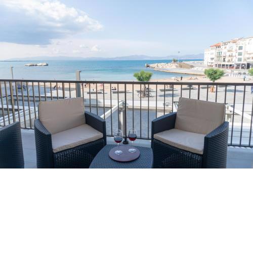 Apartamento en primera linea de mar en La Escala