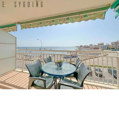 Apartamento en primera línea mar