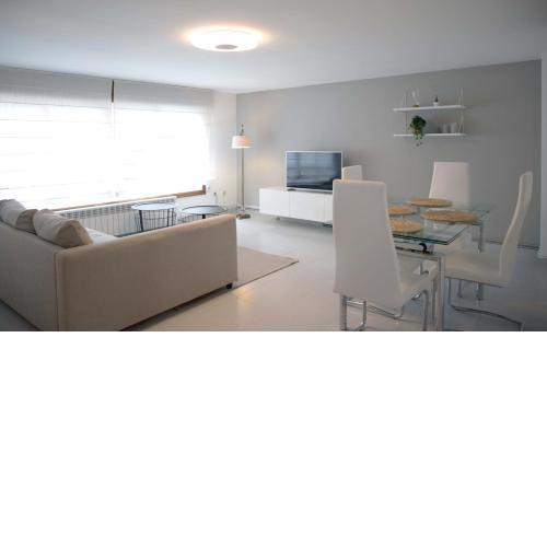Apartamento en Sigüeiro Rúa do Tambre