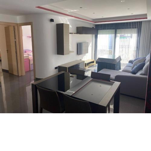 APARTAMENTO EXCLUSIVO EN ZONA MONUMENTAL con aparcamiento incluido