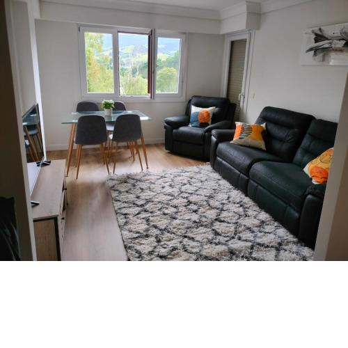Apartamento familiar con vistas a la montaña en Zarautz