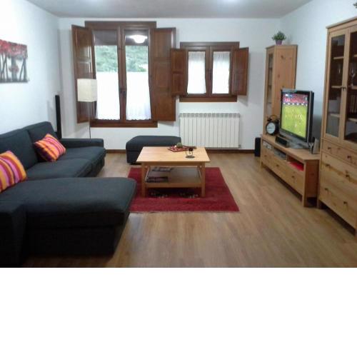 APARTAMENTO FONTELLAS-AYERBE