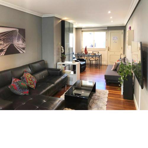 Apartamento frente al Guggenheim. Urbanizacion de lujo en el centro