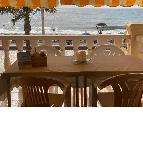 Apartamento frente al mar