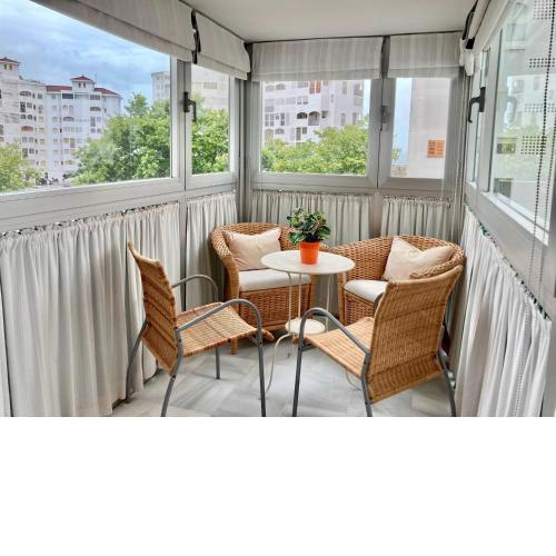 APARTAMENTO GENOVEVA PLAYA - ValdelagranaCadizCom