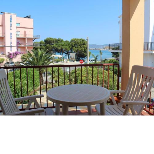 Apartamento Llançà, 2 dormitorios, 5 personas - ES-228-63