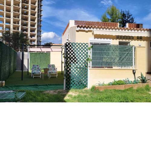Apartamento Loft con terreno privado - a 800m de Playa Poniente