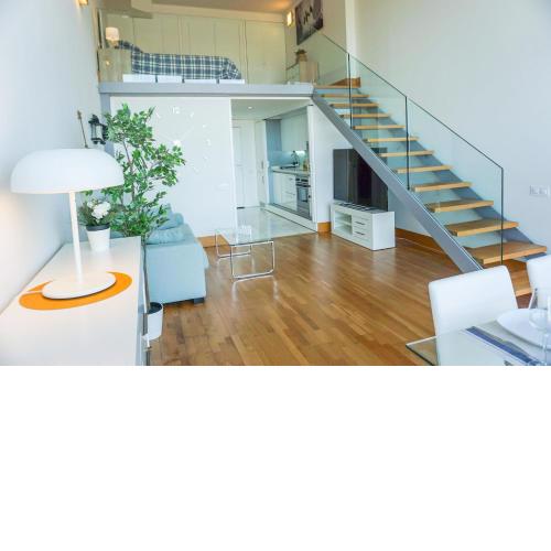 Apartamento LOFT duplex con parking Gratis