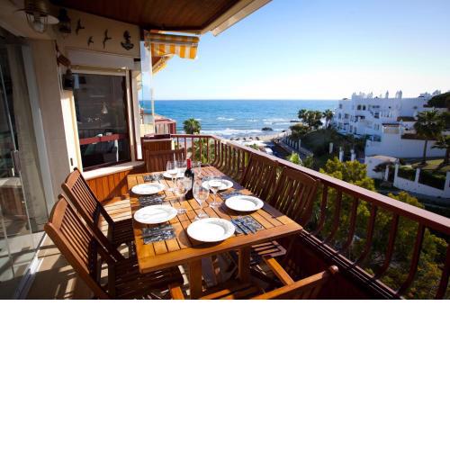 Apartamento Lubina del Sol. 1ª linea de playa - By the Sea