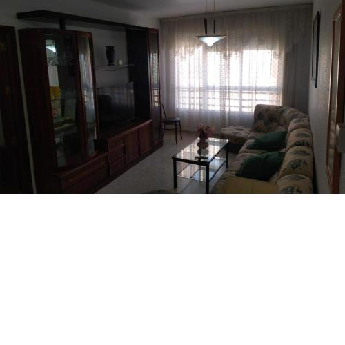APARTAMENTO LUMINOSO EN URBANIZACIÓN PRIVADA