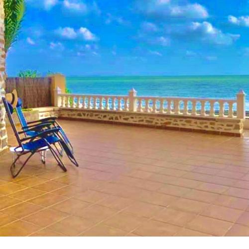 Apartamento Mar Menor, Los Urrutias - Beachfront apartment with patio