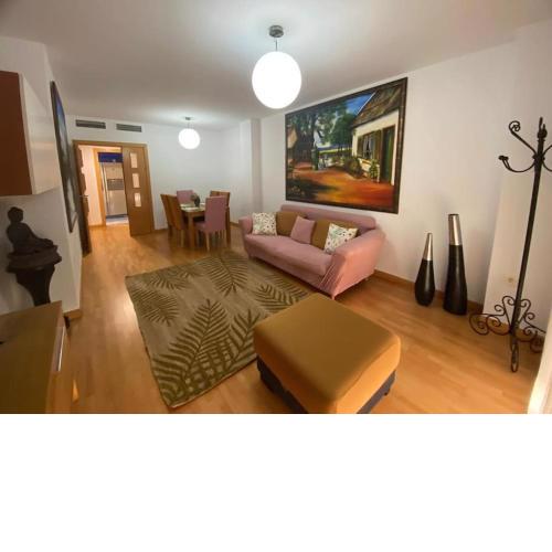 Apartamento moderno con piscina en Almería capital