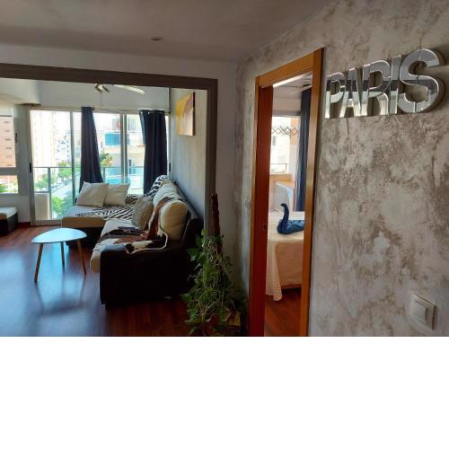 apartamento moderno en la playa