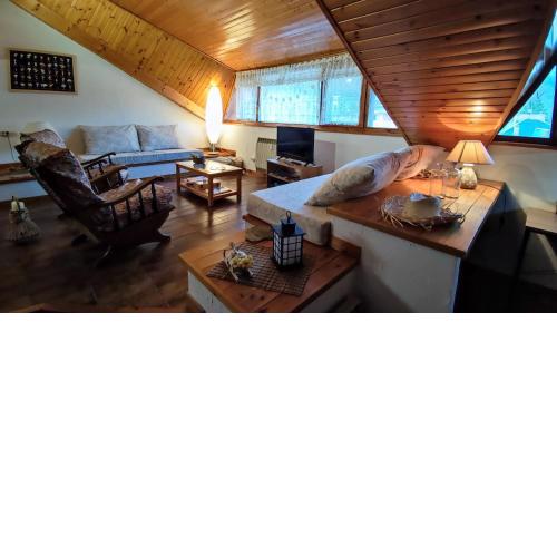 APARTAMENTO MUY CÉNTRICO con VISTAS - El Niuet de Sort