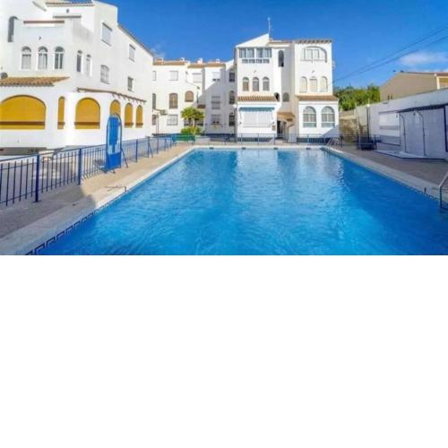 Apartamento Nella, 300 m from the beach plus swimming pool