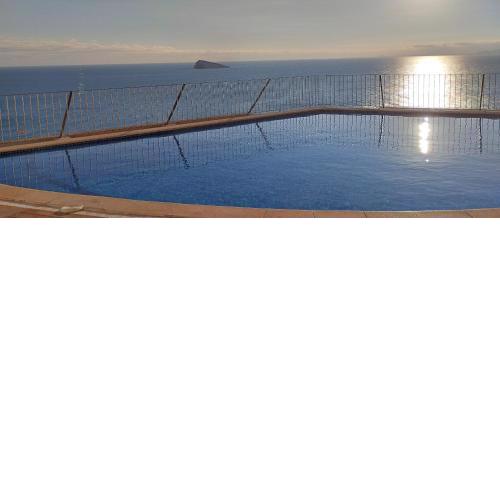 APARTAMENTO PARA 4 PERSONAS FRENTE Al MAR