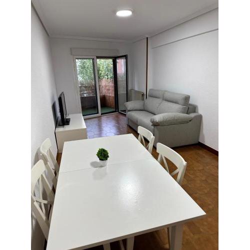 Apartamento Paseo de la Laurel by Clabao