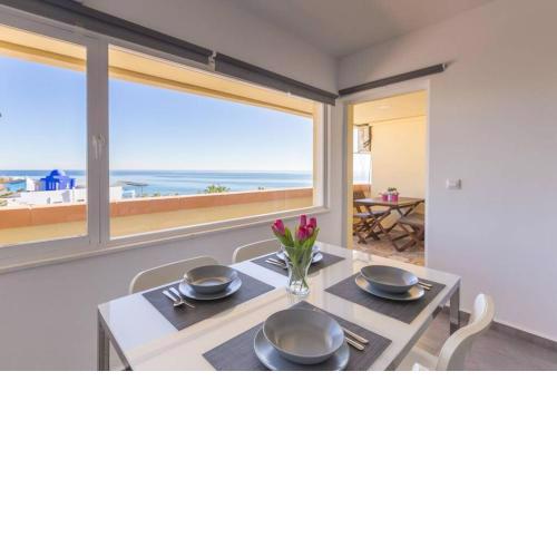 APARTAMENTO PRIMERA LINEA