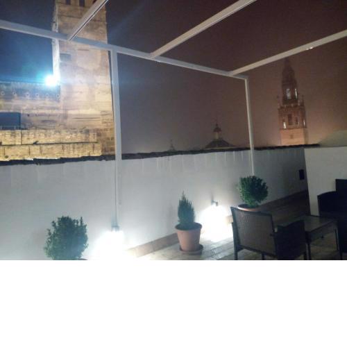 APARTAMENTO PUERTA SEVILLA