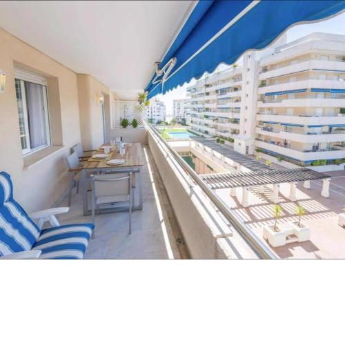 Apartamento Puerto Banús VI
