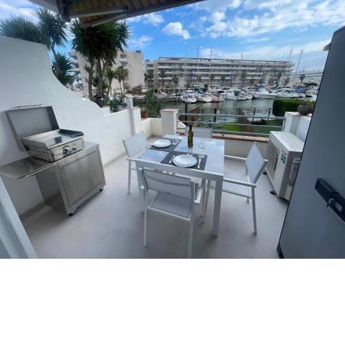 Apartamento puerto madeira Roses