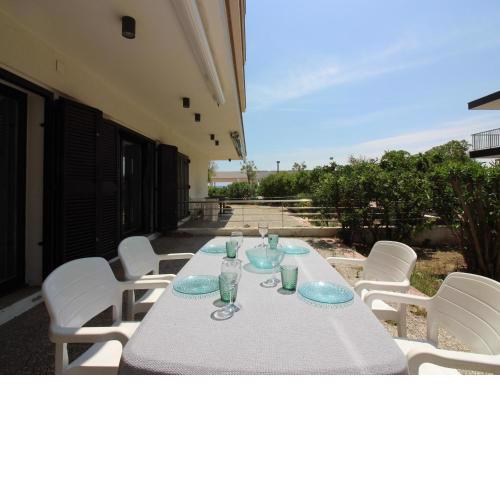 Apartamento Roses, 2 dormitorios, 6 personas - ES-228-124