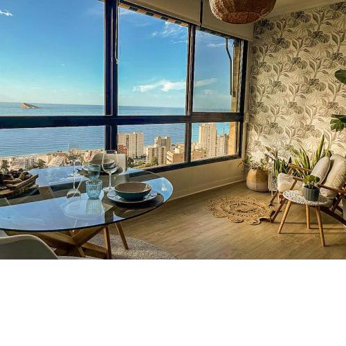 Apartamento sobre el mar
