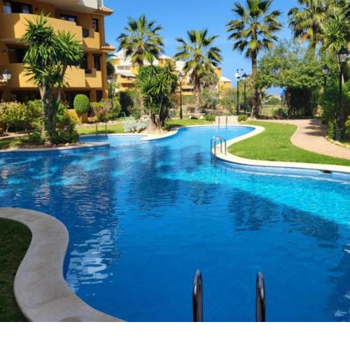 Apartamento Sultan, Punta Prima, Panorama Park, 2 bed & 2 beautiful swimming pools