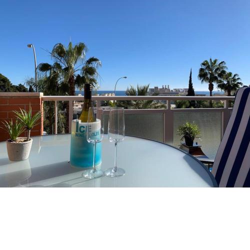 Apartamento VISTA AZUL con parking en La Carihuela