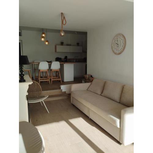 Apartamento WELCS - 099- frente al mar