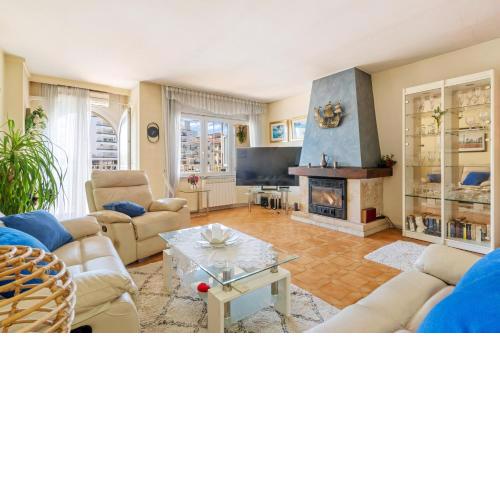 Apartamento Welcs 061 frente al Canal con Terraza