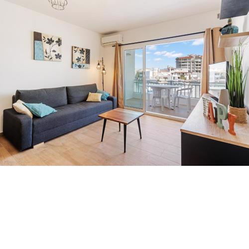 Apartamento WELCS 067 en el puerto con terraza