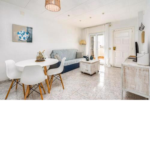Apartamento Welcs 069 con Piscina frente al Mar