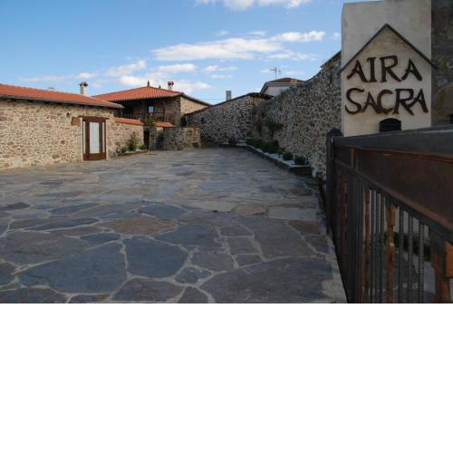 Apartamentos Aira Sacra