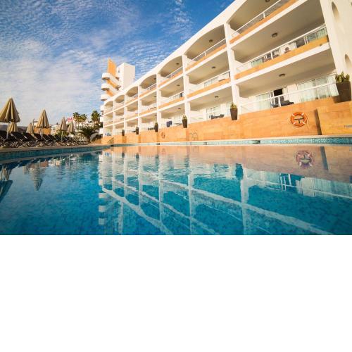 Apartamentos Altair