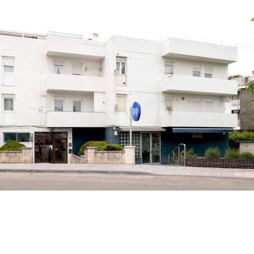 Apartamentos Apolo Somo