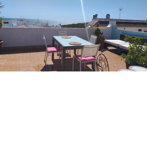 APARTAMENTOS ATLÁNTIKA, SOLO FAMILIAS o PAREJAS