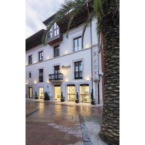 Apartamentos Centro Llanes