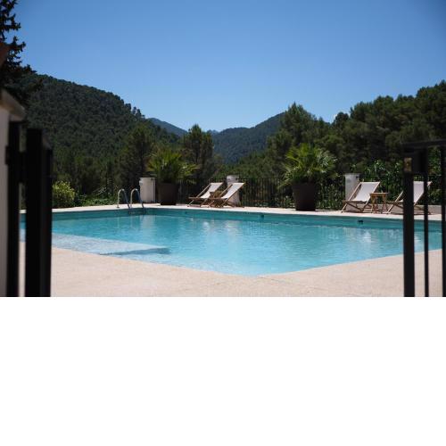 Apartamentos Cortijo Peñardera